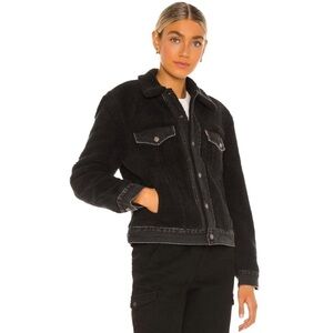 Levi’s Premium Denim Ex-Boyfriend‎ Trucker Sherpa Jacket Size Small Women
